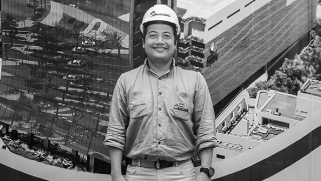 Roberto Perez, Superintendente de Obras