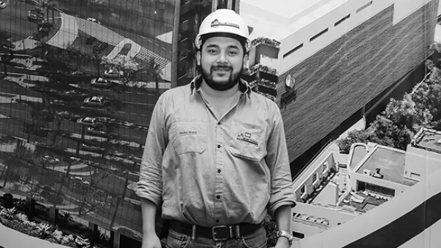 Diether Noack, Gerente de Instalaciones y Servicios