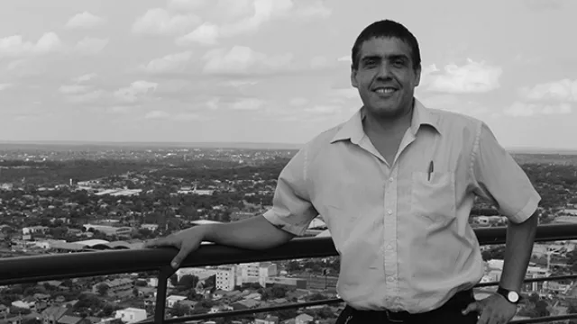 Roberto Cáceres, Jefe de logística y compras