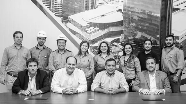 Celebra el trabajo en equipo...