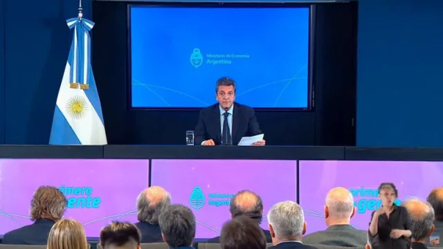 ¿Es por ahí? ¿Estabilizarán la macroeconomía las medidas que Massa anunció? (Opina la BCC, Idesa y la Mediterránea)