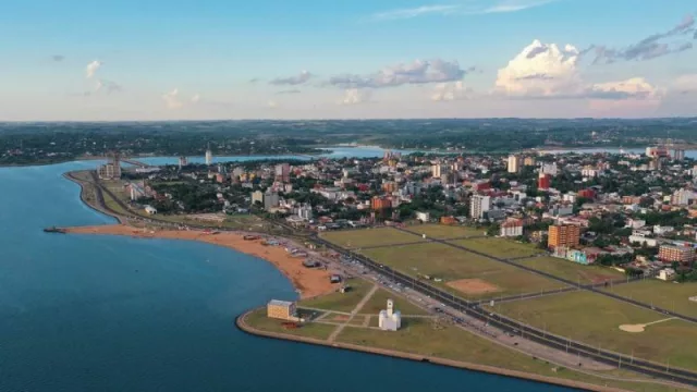 Encarnacenos esperan con ansias el verano (restaurantes y hoteles son los más beneficiados)