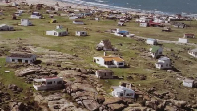 Hubo fumata blanca (ahora en Cabo Polonio las dunas las cuida Balsa & Asoc.)