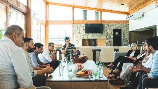 Lo importante de generar espacios para la opinión dentro de la empresa (cómo lo aplica Curcio Capital)