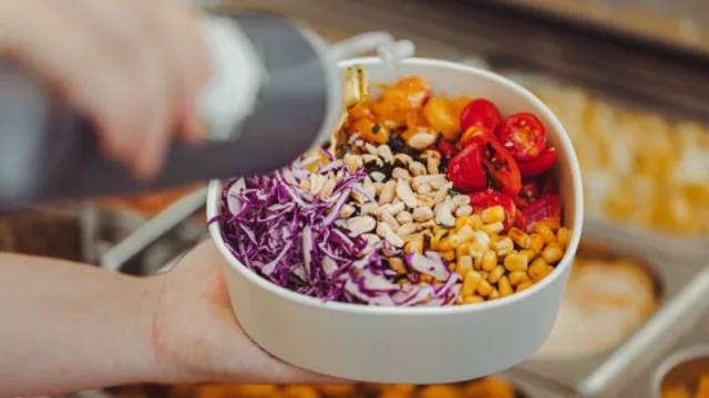 Kala Poke: la marca encarnacena que revoluciona el concepto de comida rápida haciéndola saludable