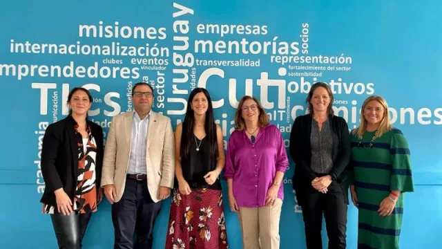 Para achicar las brechas de género en el sector TI (CUTI e Inmujeres firman acuerdo)