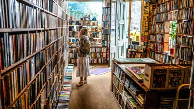 Libros usados = venta segura: Servilibro, Balzac y Libros Para Todos cuentan cómo se hojea este segmento