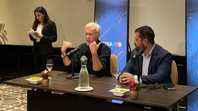 Lo que dejó la visita de James Cameron a Argentina: “En Jujuy es como si la tierra hablara” (sustentabilidad, inteligencia artificial, desarrollo productivo)