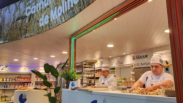 La Cámara Paraguaya de Molineros este año tienta a los visitantes con creaciones en vivo.