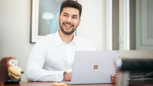 Itti del Grupo Vázquez adquirió Conto, empresa hermana de MUV para impulsar la formalización