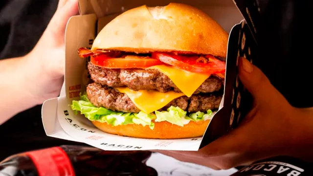 Bacon vivirá el sueño americano: habilitará sucursal en Nueva York y en Miami