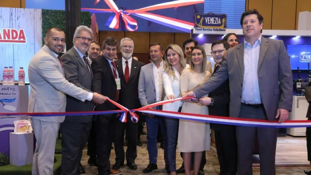 Sector retail maneja el 30% del mercado del consumo masivo: supermercadistas crecen junto a industriales