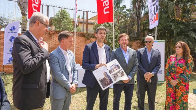 Con más del 70% de unidades vendidas, Natania realizó la palada inicial de Natania 85