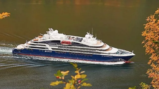 Una empresa francesa pelea por quedarse con la ruta de los cruceros entre Rosario y Piriápolis