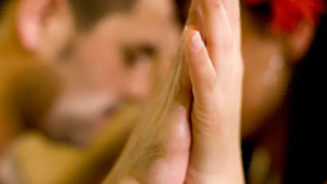 Primer taller de sexo tántrico en Uruguay (no, no lo da Milei)