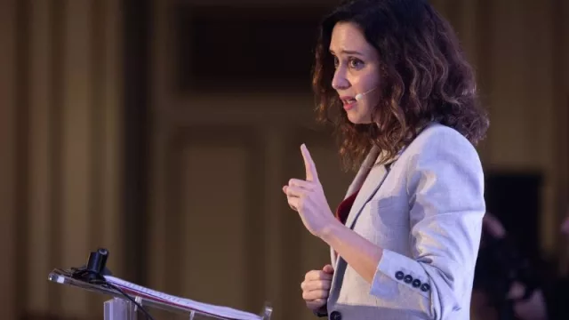 Ayuso cree que la economía española "no va como dice el Gobierno": "Está dopada por deuda y gasto público desbocado"