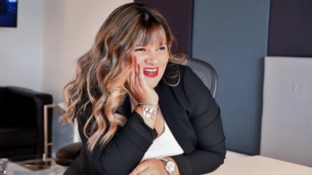 Debbie Ortiz, directora de arte para redes sociales y consultora de negocios digitales