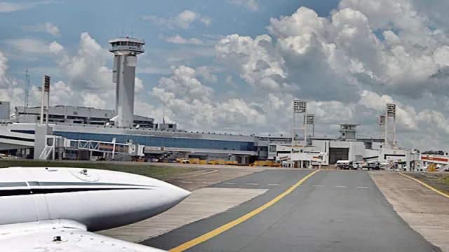 ¿Un país con poco vuelo? Los obstáculos para una mayor conectividad aérea en Paraguay
