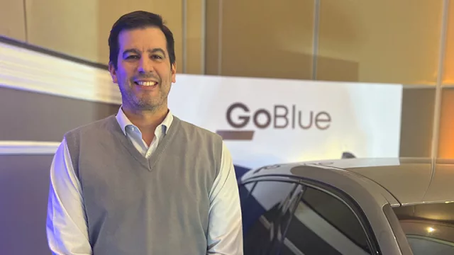 Plataforma que transporta: GoBlue acelera la compra y venta de seminuevos premium