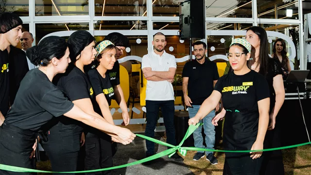 Subway expande su presencia y abre su tercera sucursal en San Bernardino