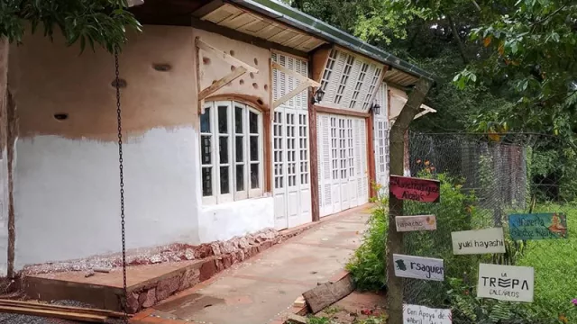 Bioconstrucción en Areguá: El Cántaro BioEscuela Popular enseña a construir respetando la naturaleza