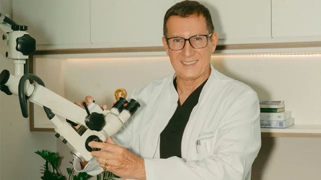 El peligro silencioso: cómo el uso excesivo de auriculares daña la audición y qué podemos hacer para evitarlo