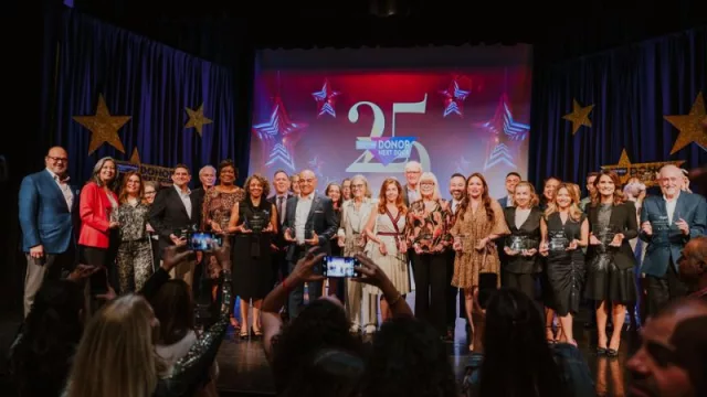 Miami celebra el poder de la filantropía en el 25° Aniversario de ‘Donor Next Door’