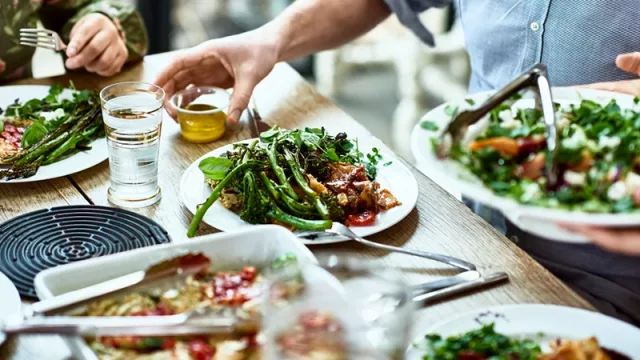 Envejecimiento saludable: ¿La clave está en lo que comemos?