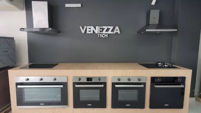Pérez Ramírez presentó los nuevos equipos de cocina Venezza que incorpora a su catálogo