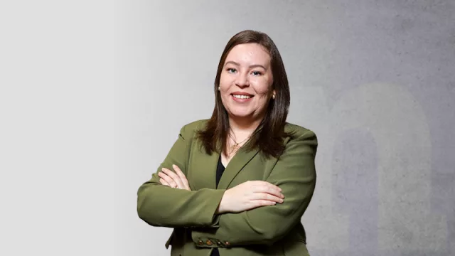 ¿Cómo funciona el arbitraje comercial para resolver ágilmente conflictos empresariales?