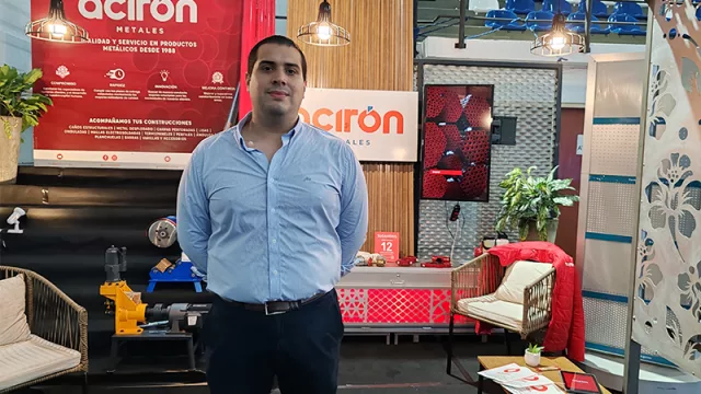 Acirón Metales lanza paneles galvanizados símil madera (una opción estética y versátil)