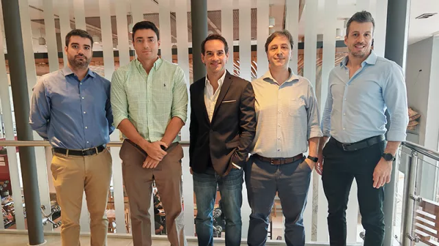 Prezzta desembarca en Paraguay: la plataforma líder en soluciones onboarding y gestión automática de créditos