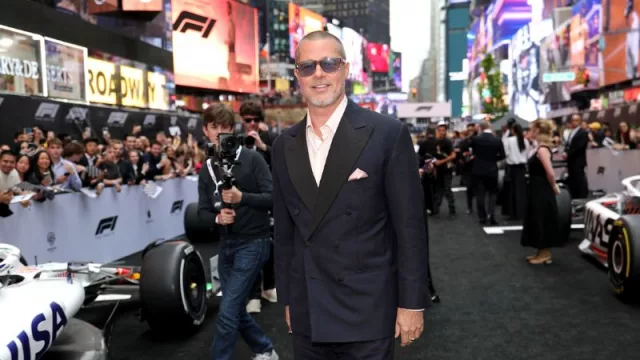 ¿Por qué la película F1: The Movie y sus mega activaciones como la de Times Square están cambiando las reglas del juego? (la revolución del Crossing Marketing)