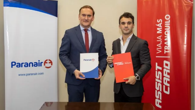 Paranair y Assist Card sellan un acuerdo que ofrece asistencia al viajero a sus pasajeros