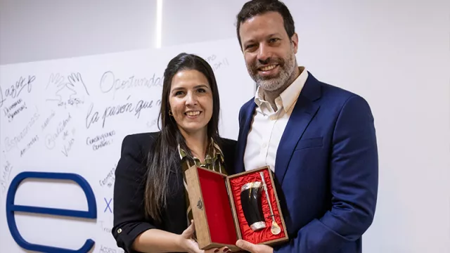 Guadalupe Delgadillo, gerente de la UN Roche Paraguay y Benjamín Caballero Bendixsen, GM de Roche para Uruguay y Paraguay.