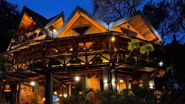 Desde Obligado, Itapúa: La Cabañita Kaffee Haus encanta con aroma a café y chocolate