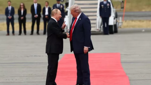 Trump y Putin en Alaska: impacto estratégico de la cumbre de Rusia y USA, el mundo atento