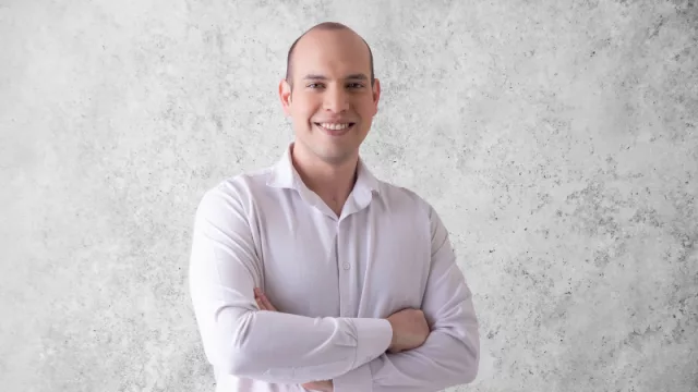 ¿Por qué las marcas pierden atención cuando se esfuerzan demasiado por conseguirla?