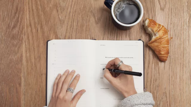 Cafés asuncenos se consolidan como nuevas oficinas improvisadas: te dejamos algunas opciones ideales para trabajar o estudiar