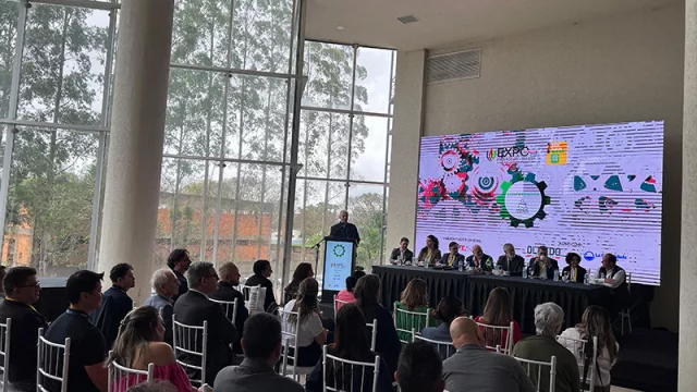 Expo Paraguay Brasil 2025: integración con Paraná, casos de éxito y liderazgo femenino en la segunda jornada