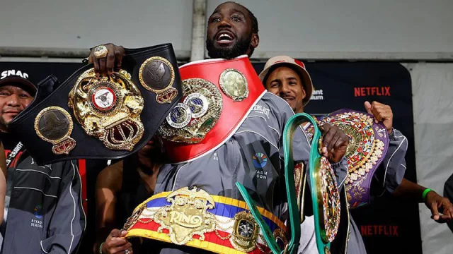 Historia en el boxeo: Bud Crawford silencia a Canelo y se corona campeón indiscutible
