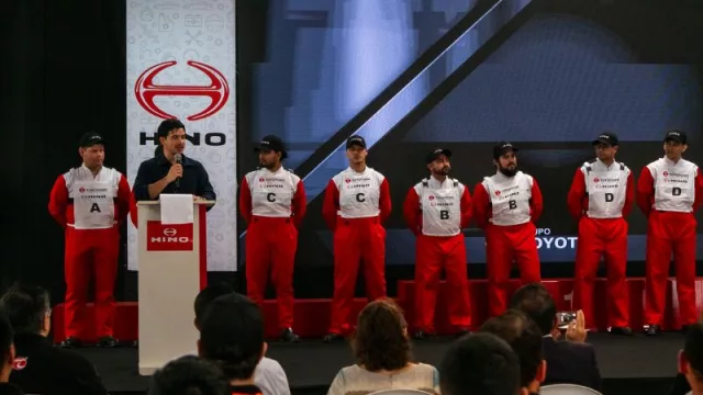 Colaboradores del Grupo Toyotoshi participaron del Concurso de Habilidades Técnicas de HINO