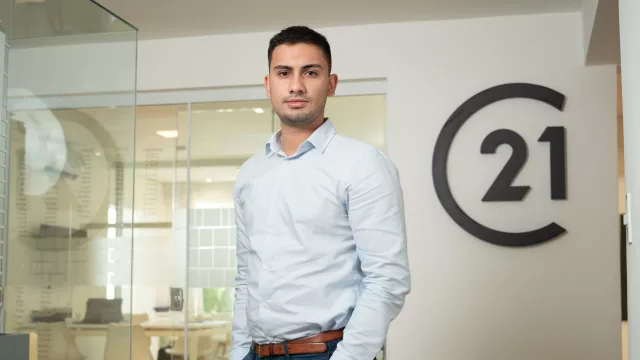 Augusto Cardus, asesor y consultor inmobiliario de Century 21