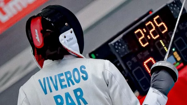 Después de un año y medio, la esgrimista Montserrat Viveros vuelve a competir y se sube al podio en los Juegos Bolivarianos
