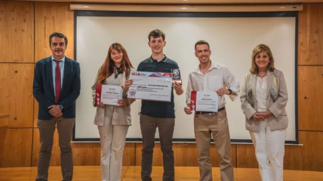 UAA premia la creatividad: estudiantes rompen esquemas en el primer concurso de contenido con IA