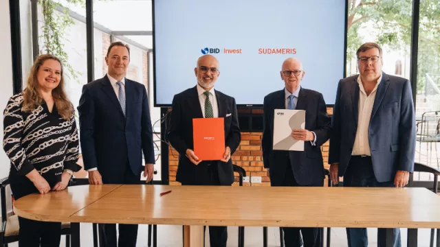 BID Invest impulsa el financiamiento a pymes y al sector forestal en Paraguay junto con Sudameris