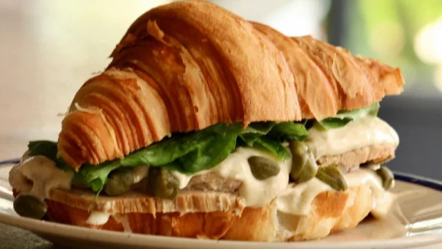 La fiebre del vitel toné: la receta que ya es parte del ADN gastronómico de diciembre