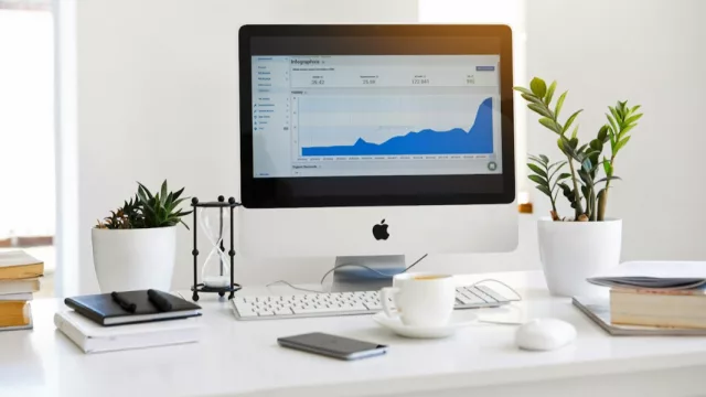 iOS 26 trae funciones que permiten conectar iPhone con audífonos y relojes de otras marcas
