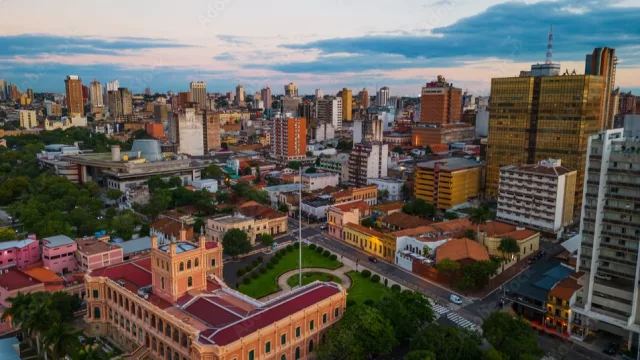 ¿Impuesto encubierto? El ajuste fiscal que aumenta la carga inmobiliaria y revive el debate sobre no subir tributos