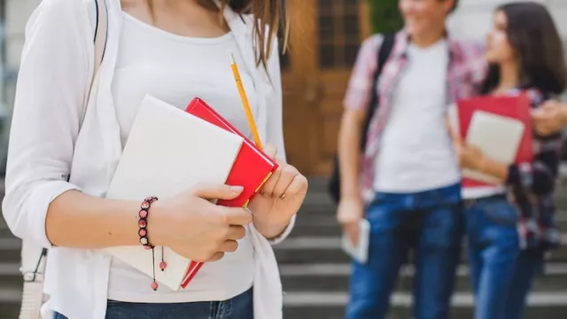 El peso del salario emocional: jóvenes priorizan carreras que permitan equilibrio entre trabajo y vida personal